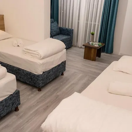 Hotel Blue Topas *